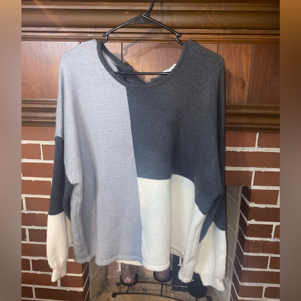 Women’s sweater